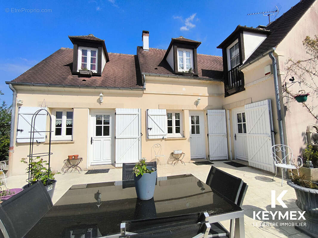 Maison à VIARMES
