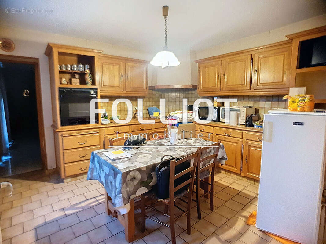 Maison à LE MOLAY-LITTRY