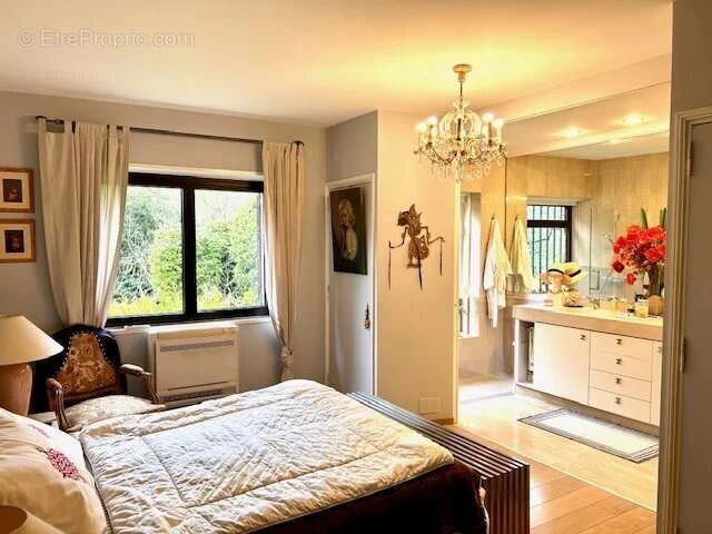 Maison à MOUGINS