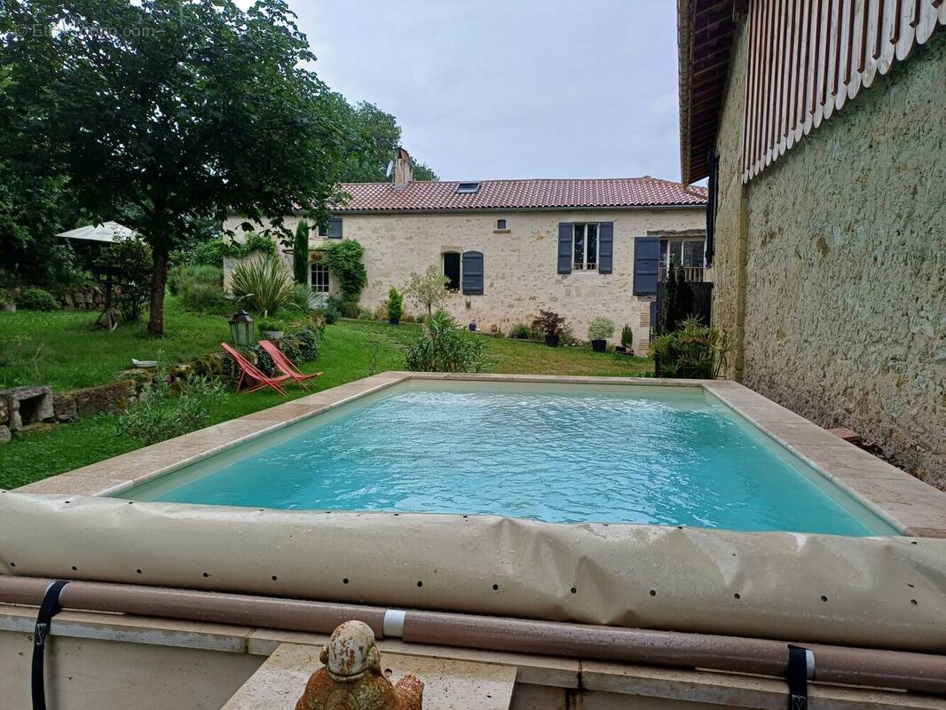 Maison à LA ROMIEU