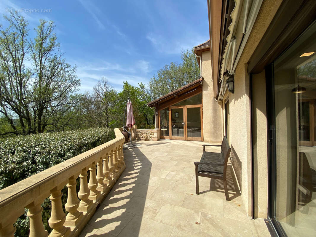 Maison à PRAYSSAC