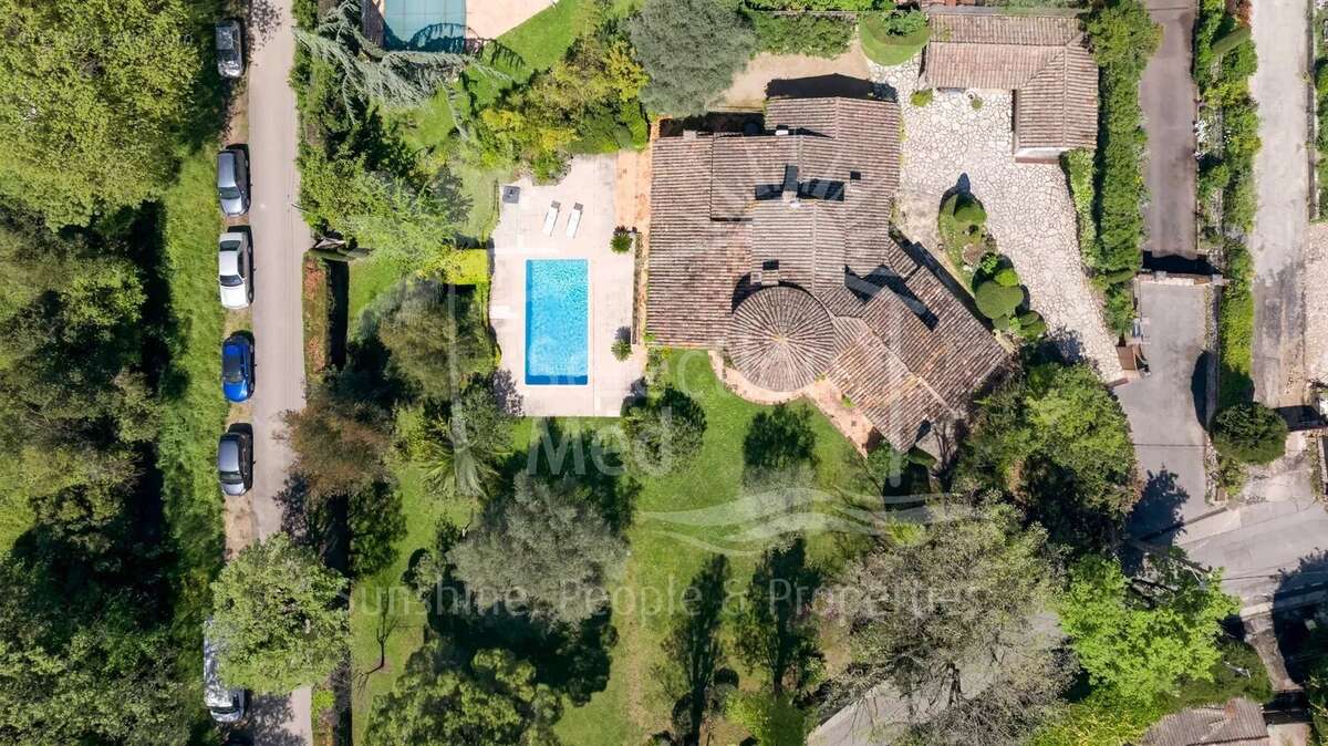 Maison à MOUGINS
