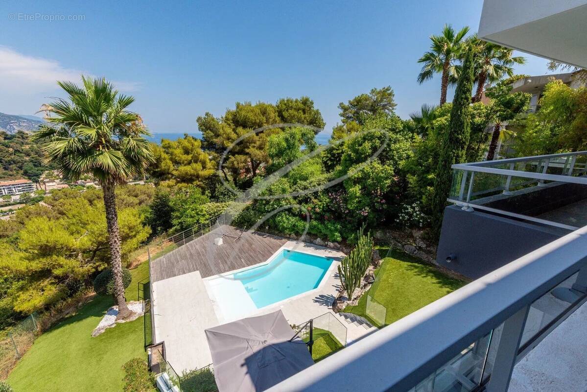 Maison à ROQUEBRUNE-CAP-MARTIN
