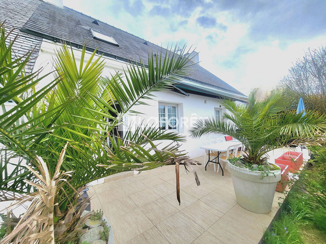 Maison à LE POULIGUEN