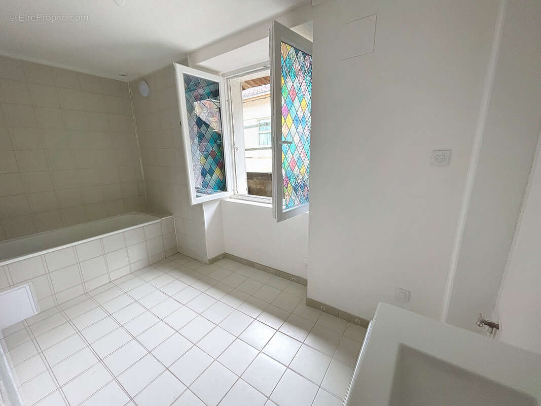 Appartement à ARBOUANS