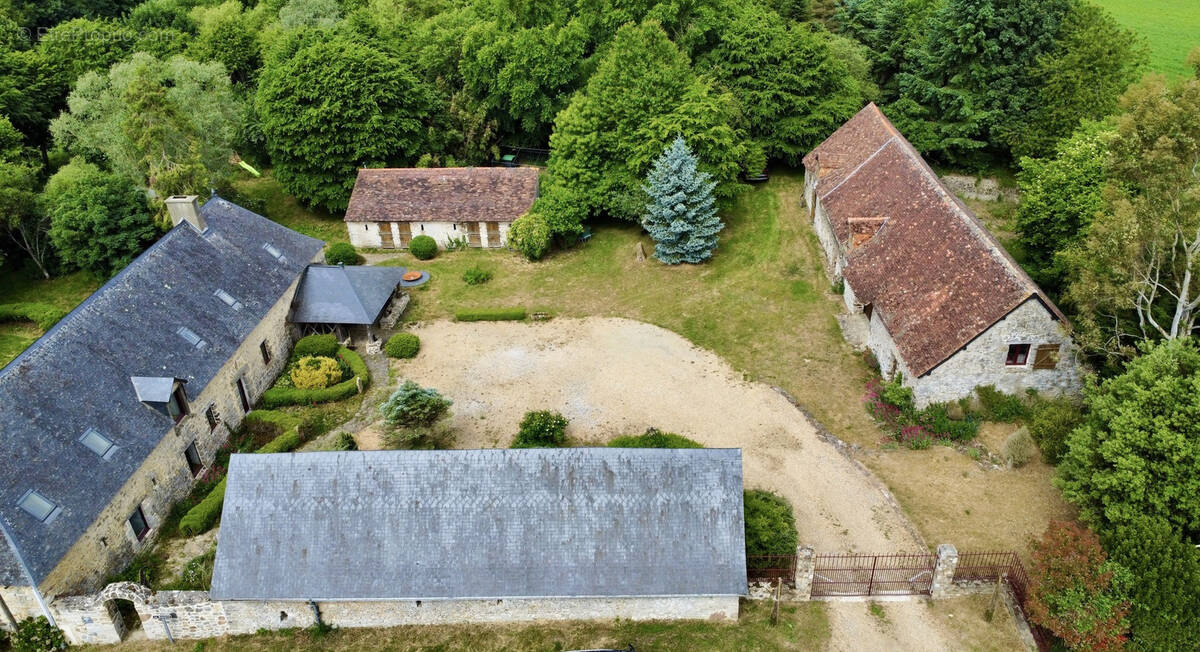 Maison à SAINTE-SUZANNE