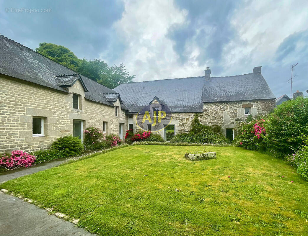 Maison à PONTIVY