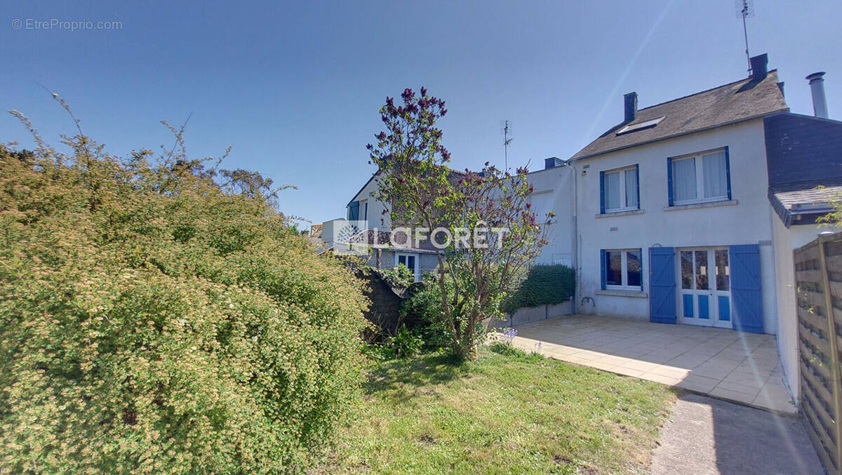 Maison à BILLIERS