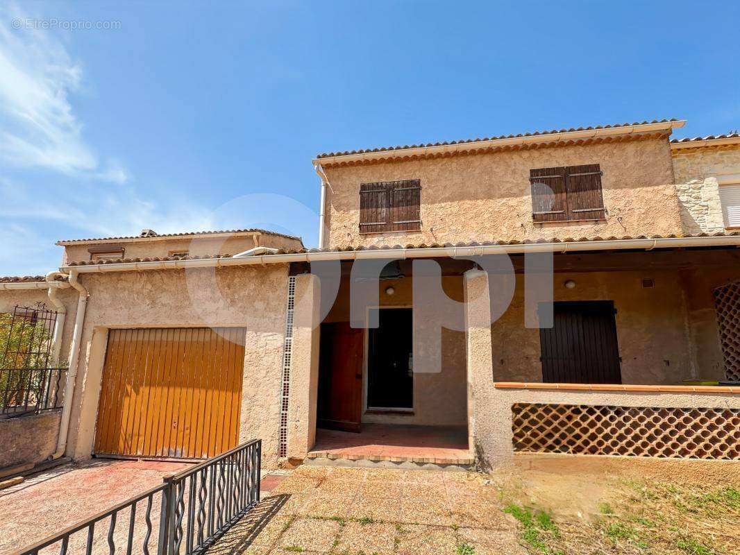 Maison à LA CRAU