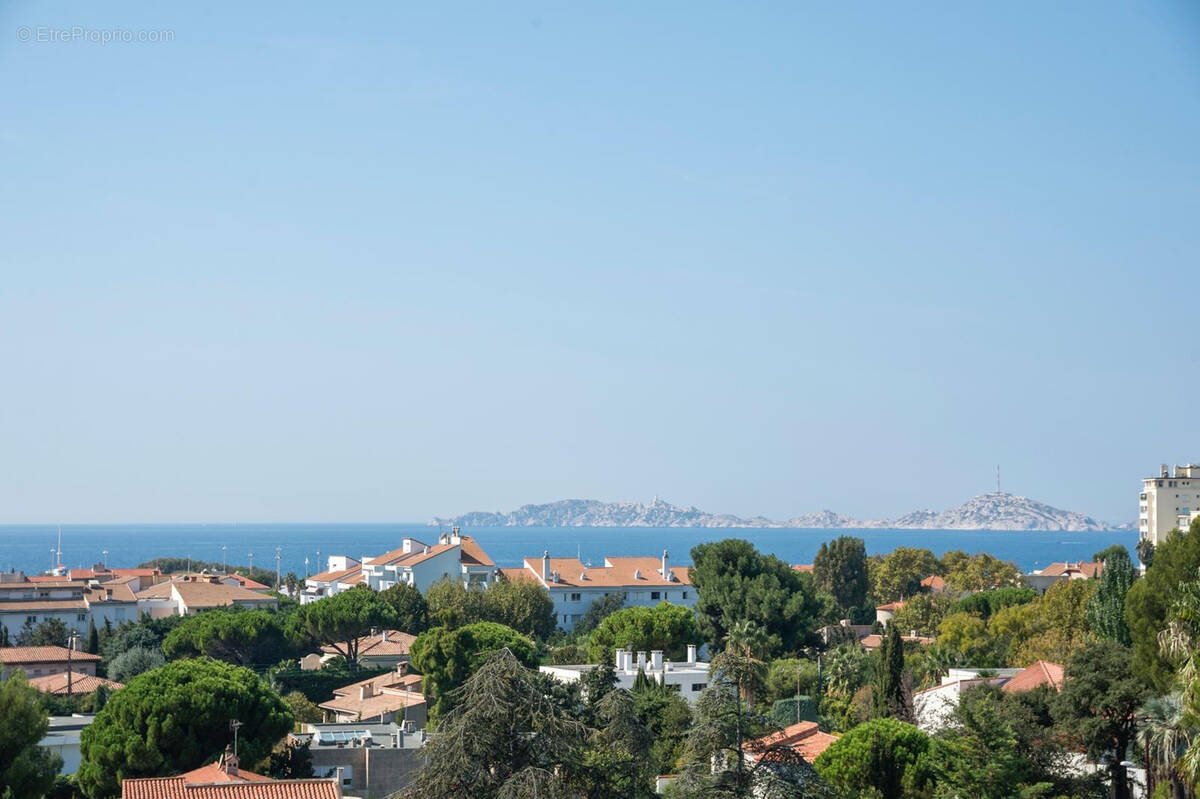 Appartement à MARSEILLE-8E
