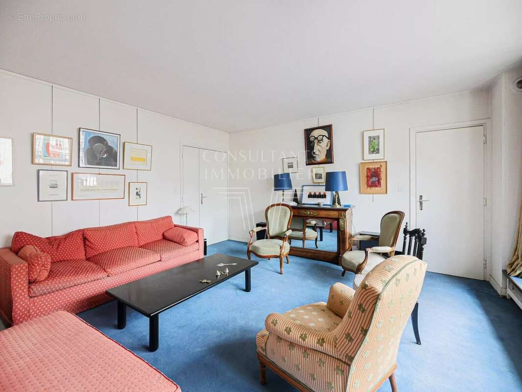 Appartement à PARIS-15E
