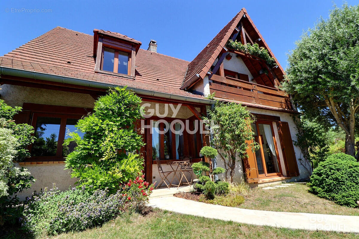 Maison à SAINT-MICHEL-SUR-ORGE