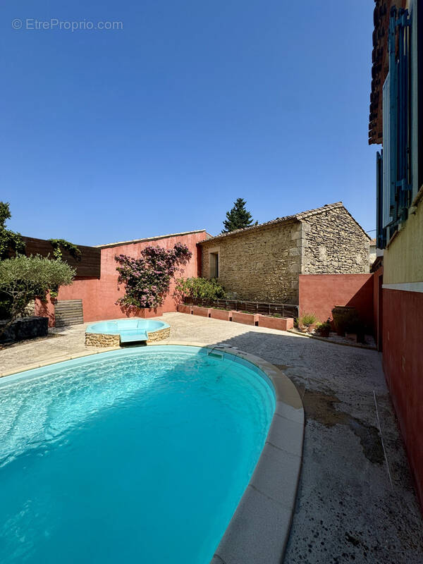 Maison à AUBAIS