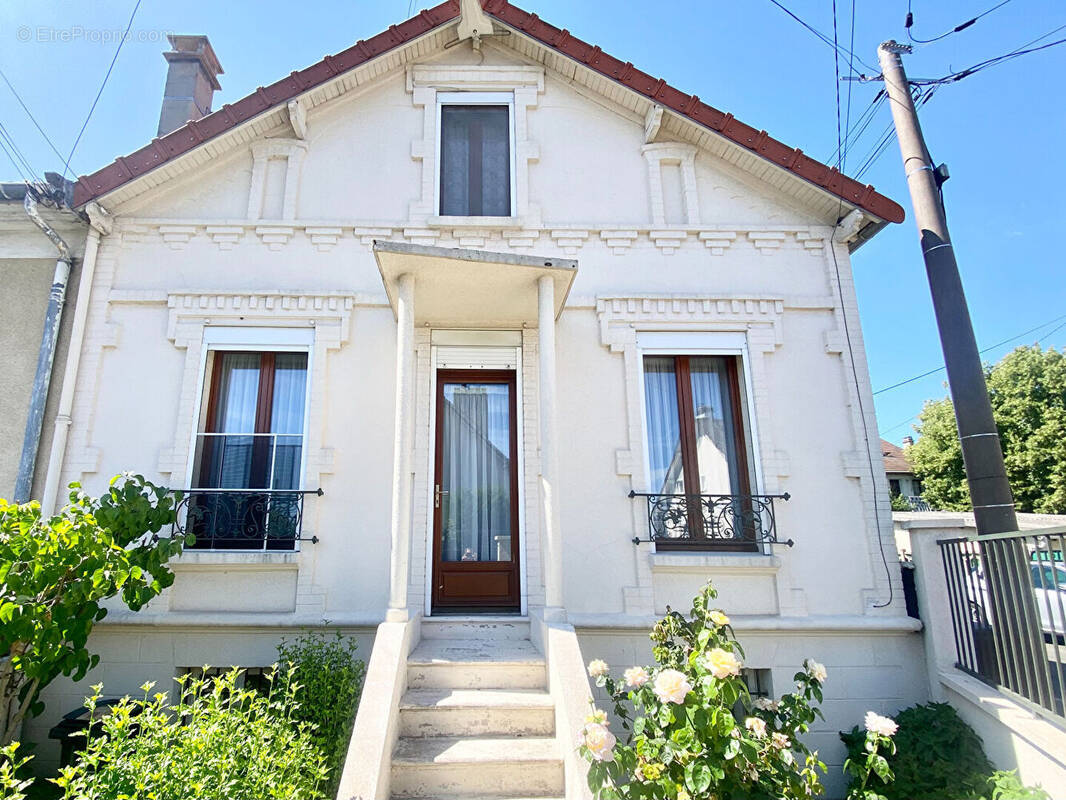 Maison à BEZONS