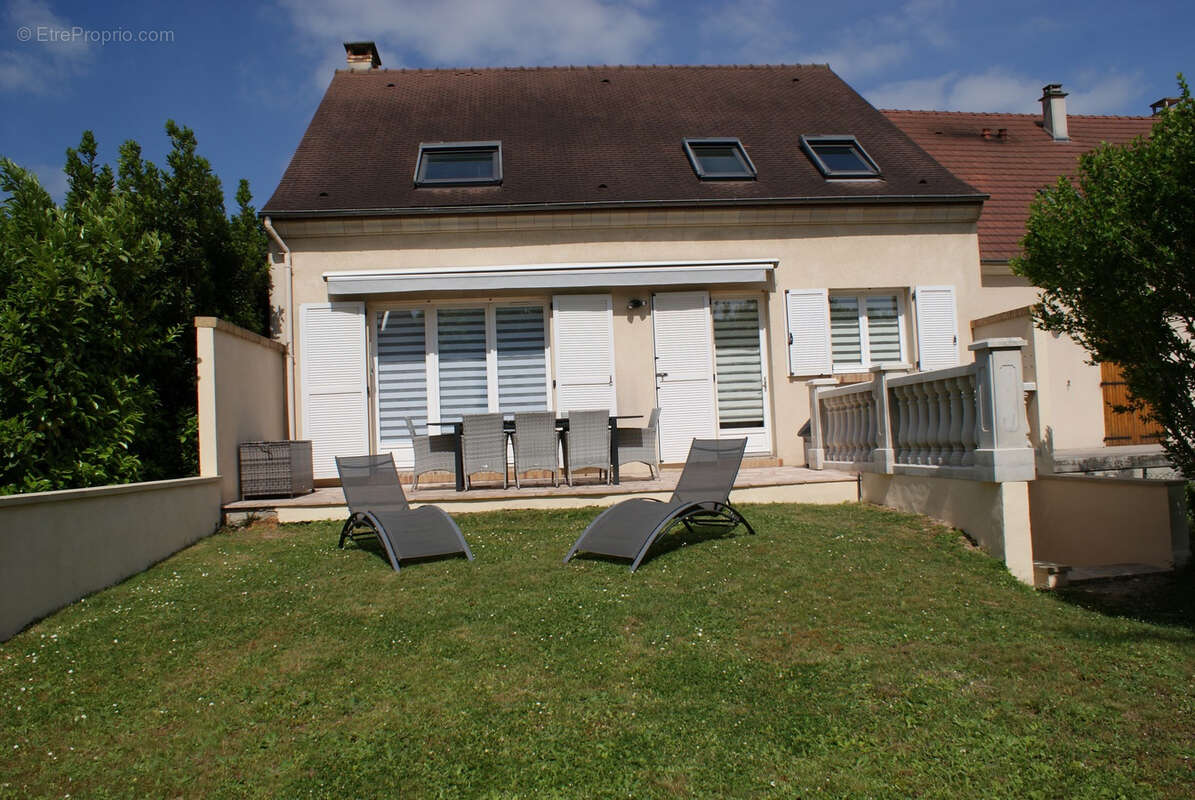 Maison à VIRY-CHATILLON