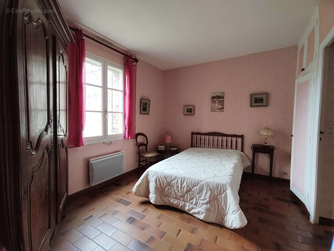 Maison à EGREVILLE