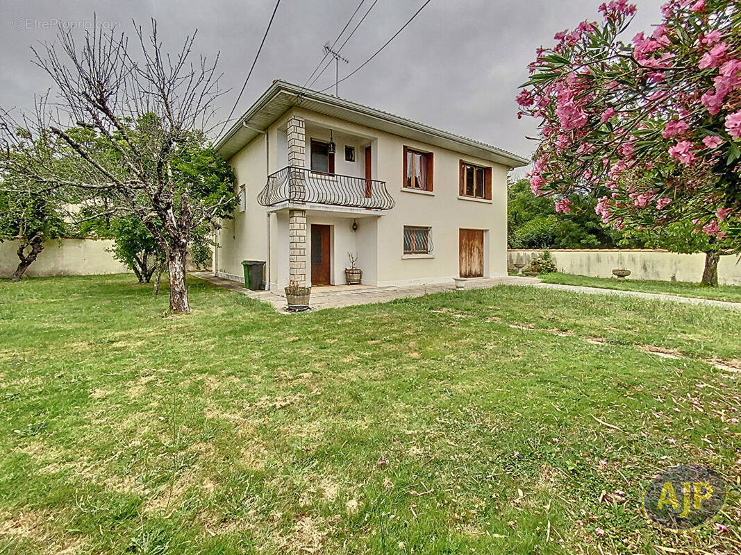 Maison à MERIGNAC