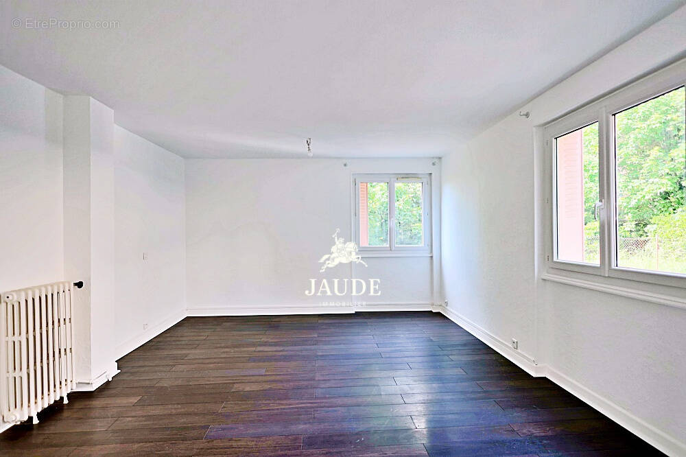 Appartement à CHAMALIERES