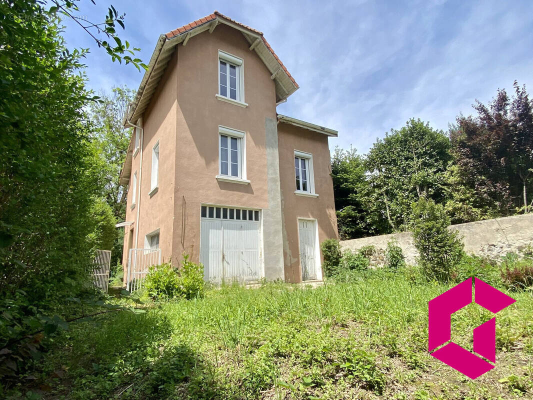 Maison à AUREC-SUR-LOIRE