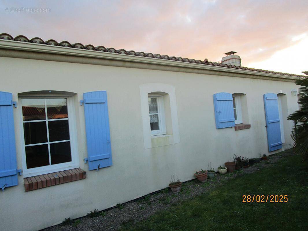 Maison à ANGLES