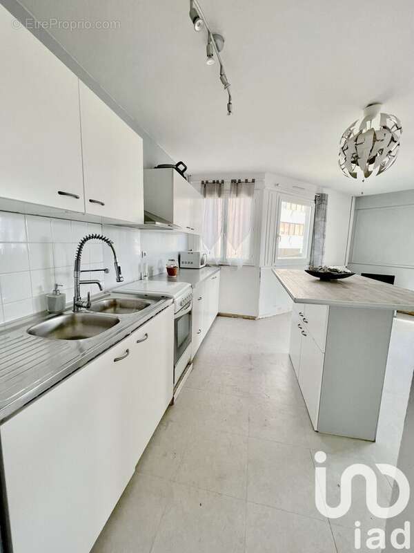 Photo 4 - Appartement à RIS-ORANGIS