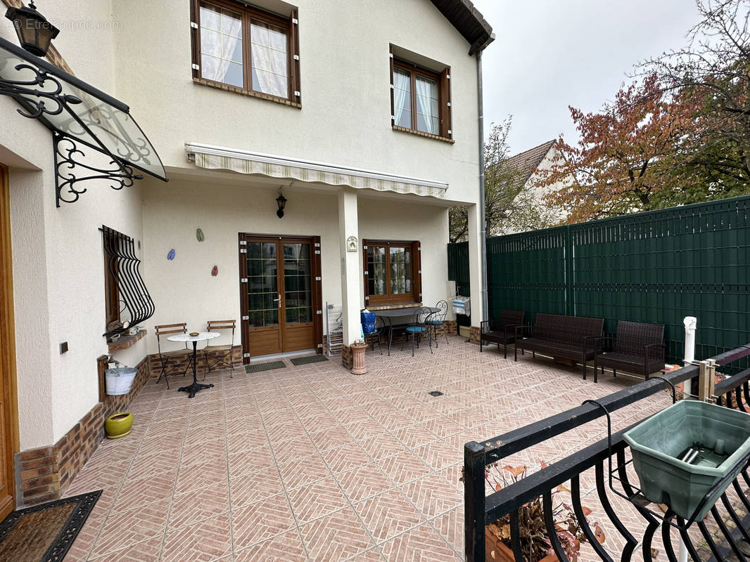 Maison à STAINS