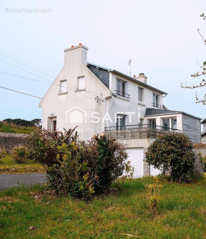 Photo 1 - Maison à PLOUGRESCANT