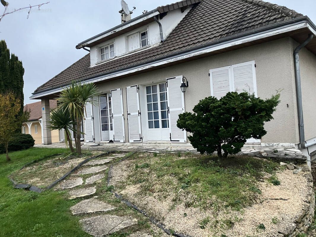 Maison à CHATELLERAULT