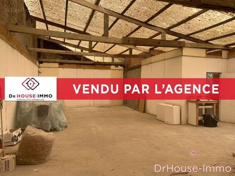 Autre à FRESNES-SUR-ESCAUT