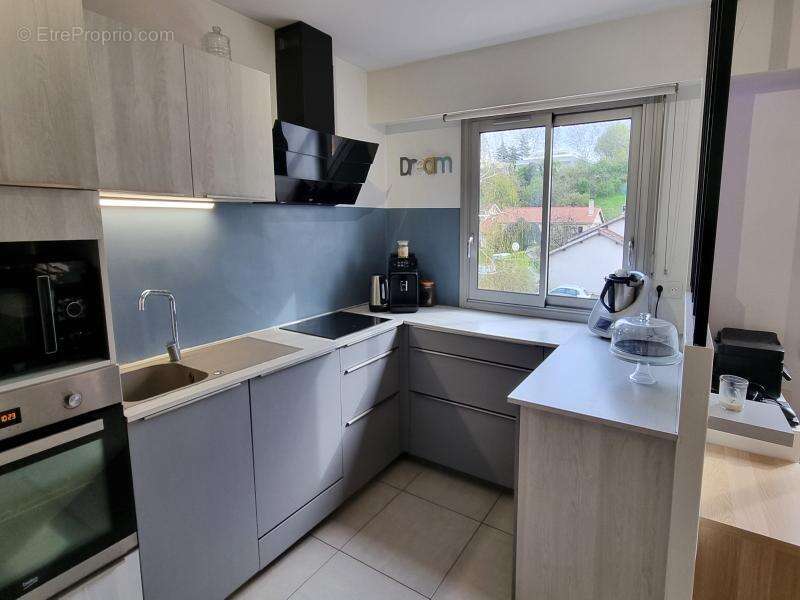 Appartement à DECINES-CHARPIEU