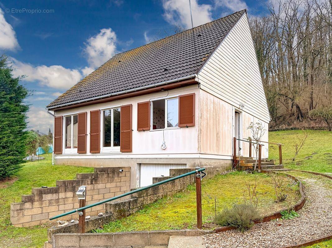 Maison à MONCHY-SAINT-ELOI