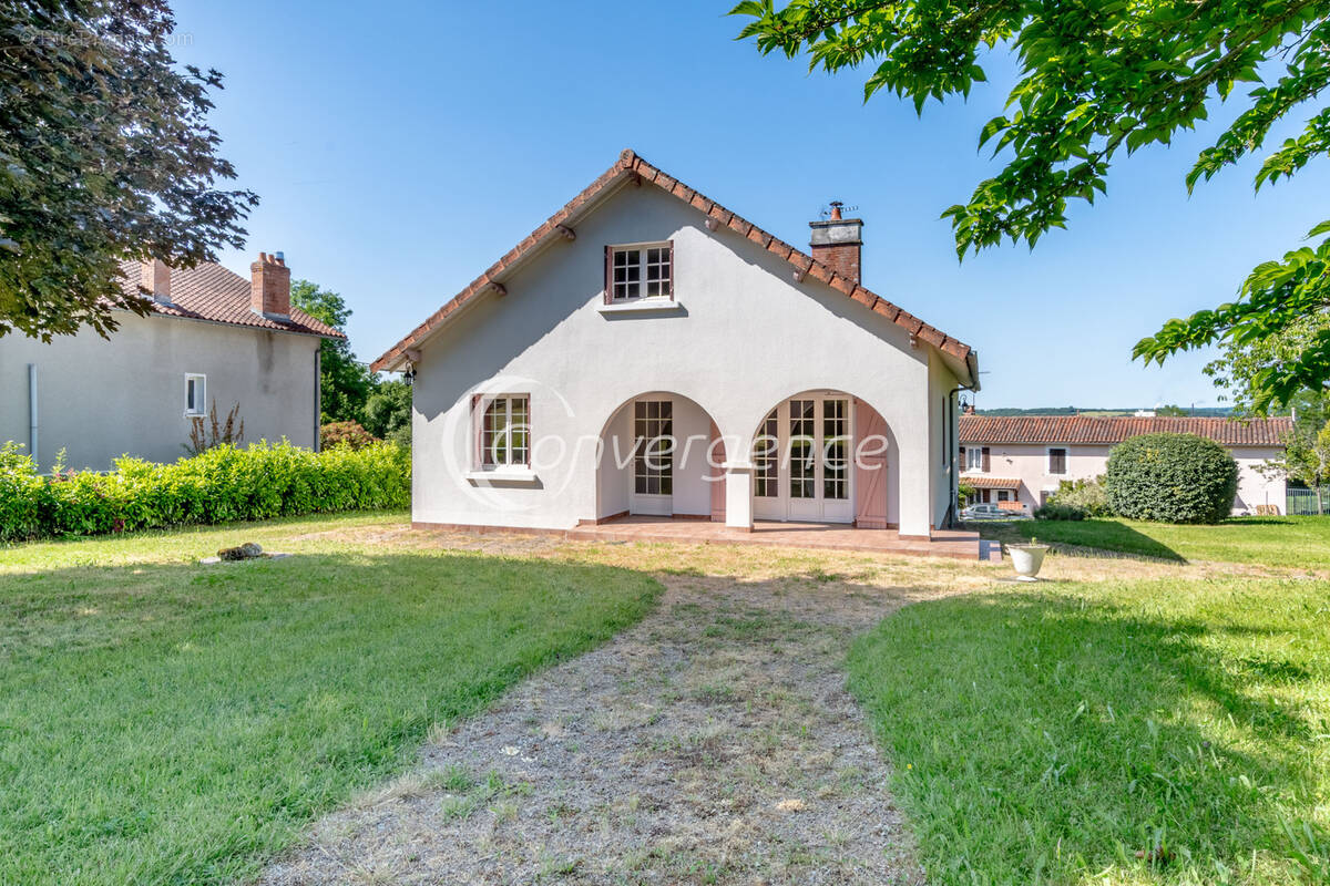 Maison à CHASSENON