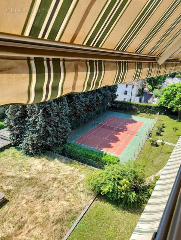 Photo 1 - Appartement à CALUIRE-ET-CUIRE