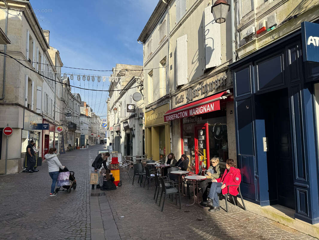Commerce à COGNAC
