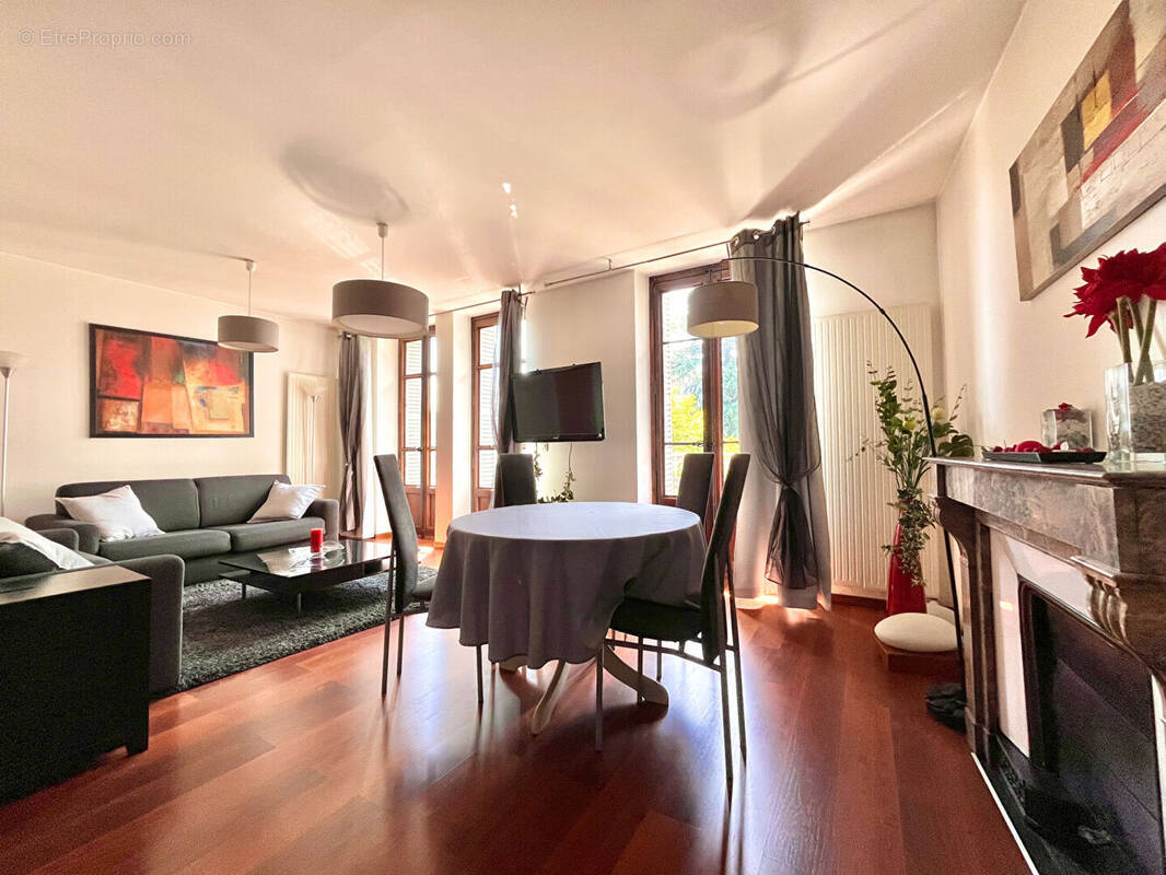 Appartement à AIX-LES-BAINS