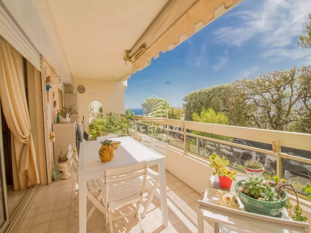 Appartement à MOUGINS