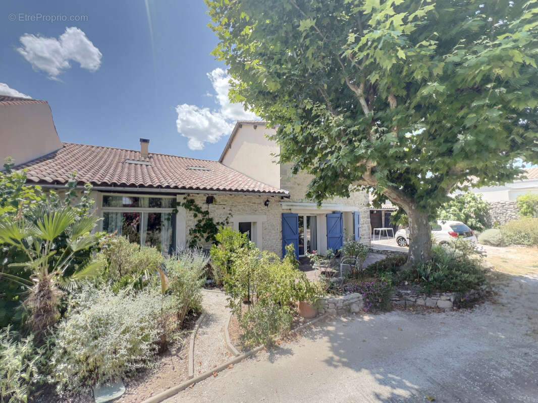 Maison à QUISSAC