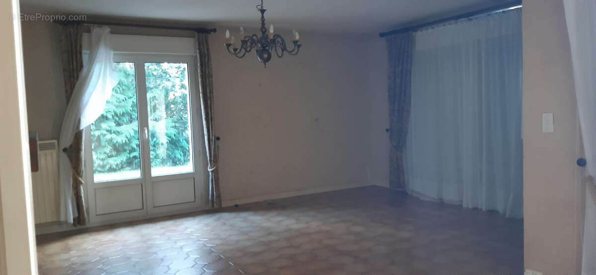 Maison à CHAUSSIN