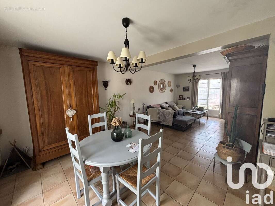 Photo 7 - Maison à FONTAINE-LA-GUYON