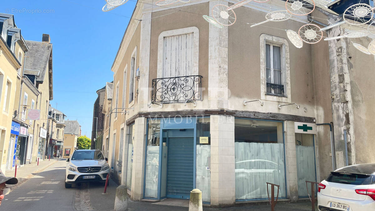 Appartement à FRESNAY-SUR-SARTHE
