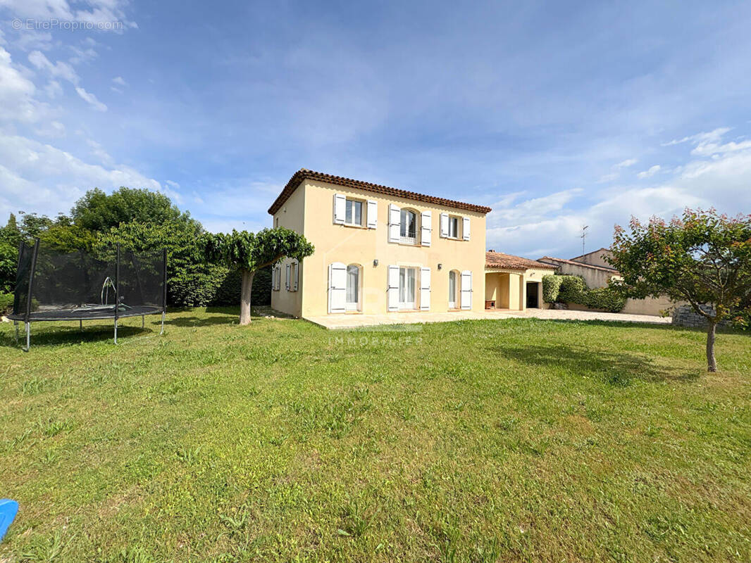 Maison à PERTUIS