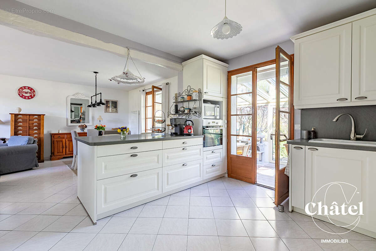 Maison à ORRY-LA-VILLE
