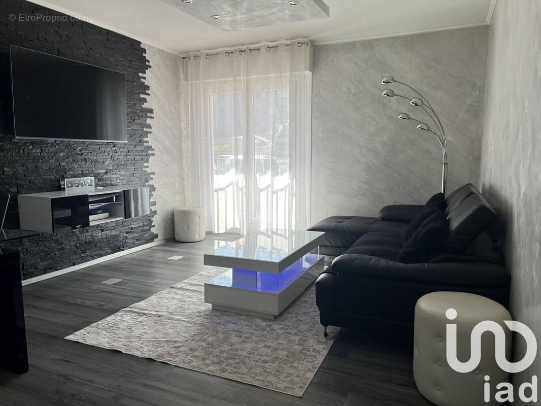 Photo 1 - Appartement à SAINT-CYR-L&#039;ECOLE