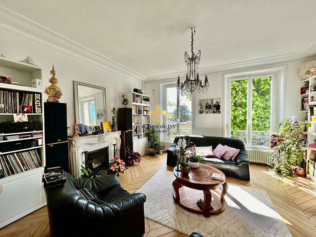Maison à CHANTILLY