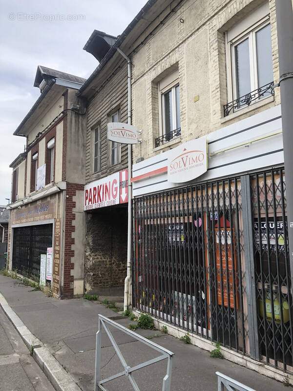 Autre à DEVILLE-LES-ROUEN