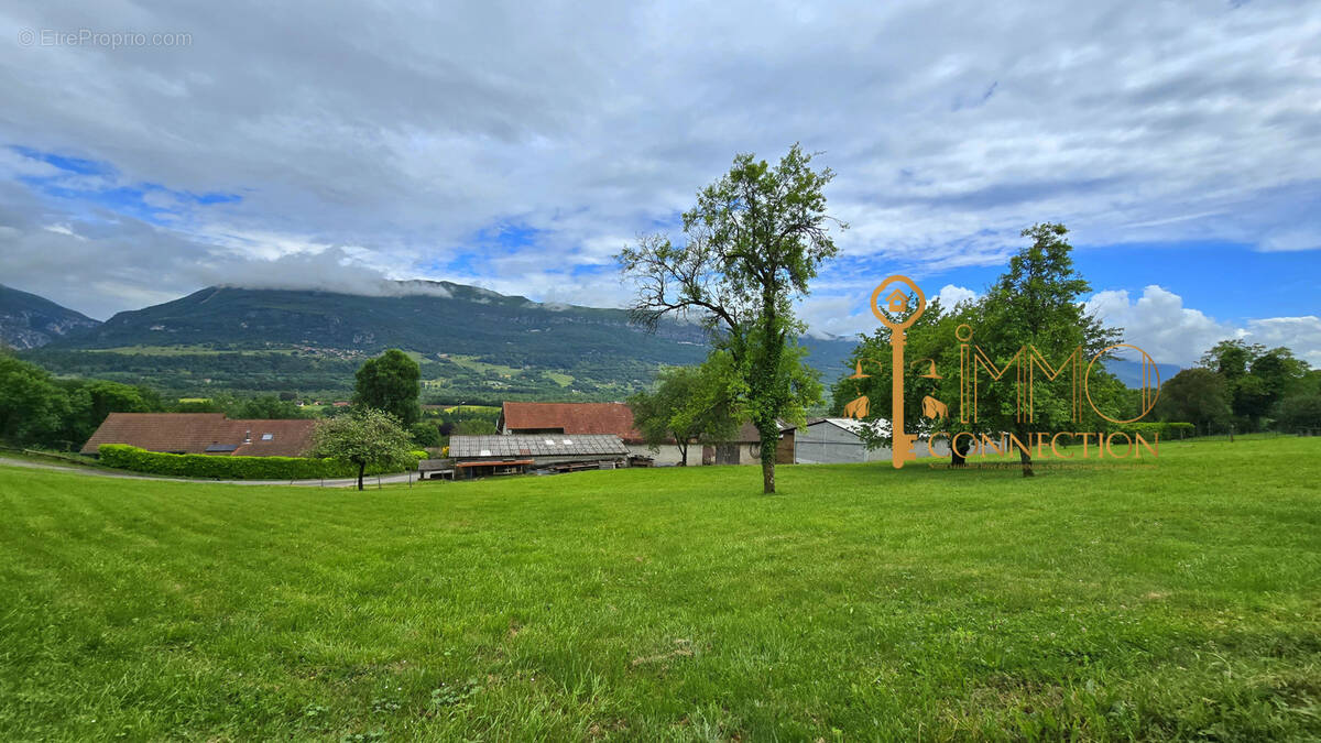 Terrain à SEYSSEL