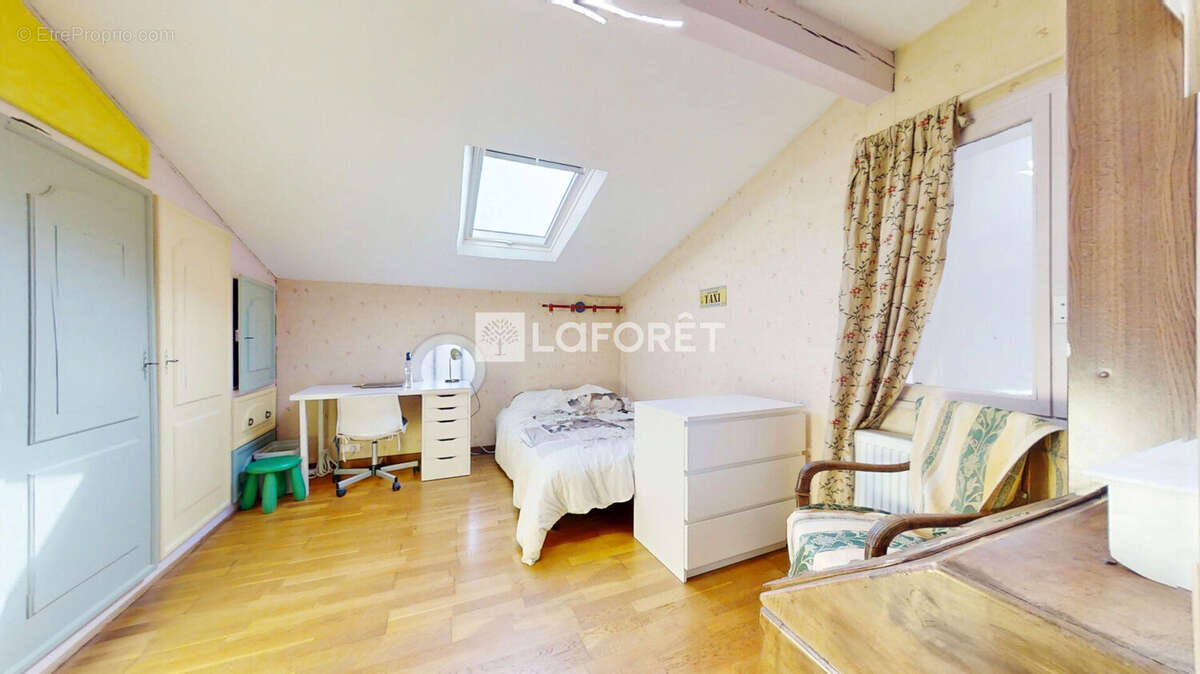Maison à VIROFLAY