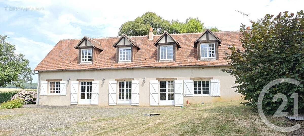 Maison à AUTHON-DU-PERCHE