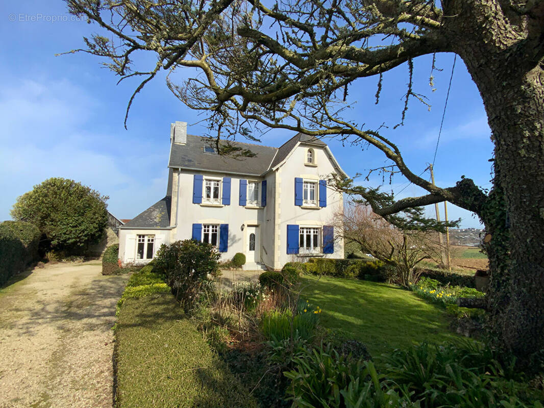 Maison à CARANTEC