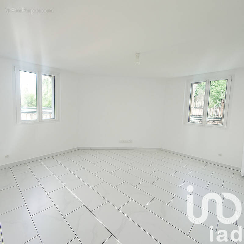 Photo 1 - Appartement à BONDY
